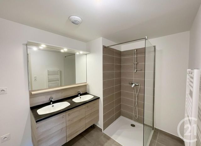 Appartement T3 &agrave; louer - 3 pi&egrave;ces - 61 m2 - Martigues - 13 - PROVENCE-ALPES-COTE-D-AZUR