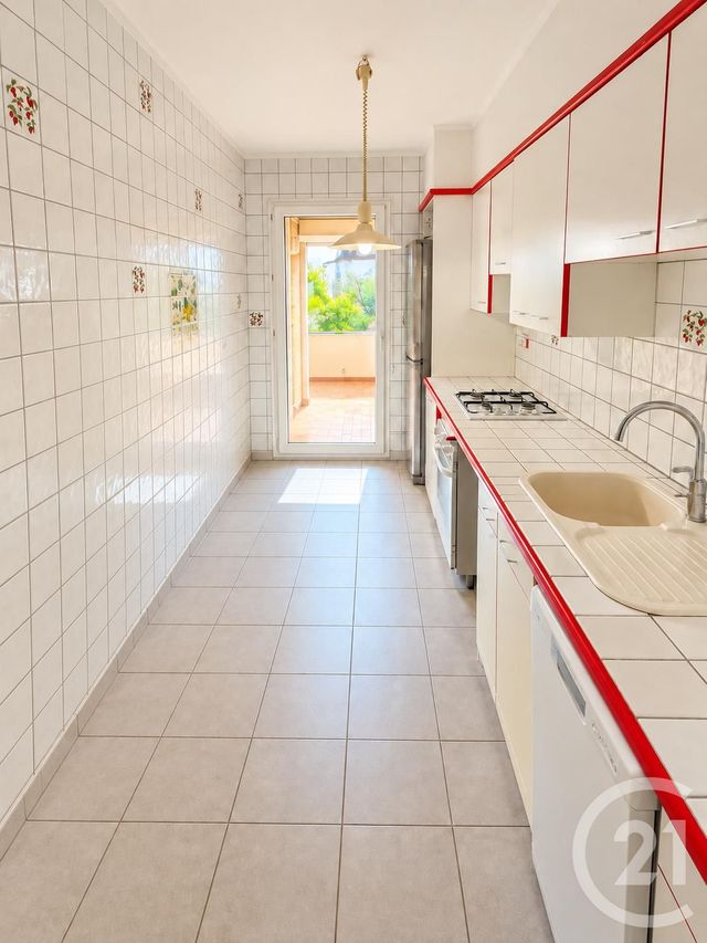 Appartement &agrave; vendre - 3 pi&egrave;ces - 60,77 m2 - Martigues - 13 - PROVENCE-ALPES-COTE-D-AZUR