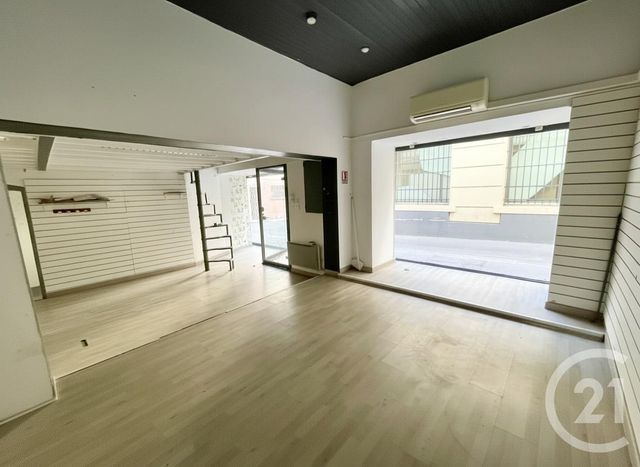 Local commercial à louer - 57.96 m2 - 13 - Bouches-du-Rhone