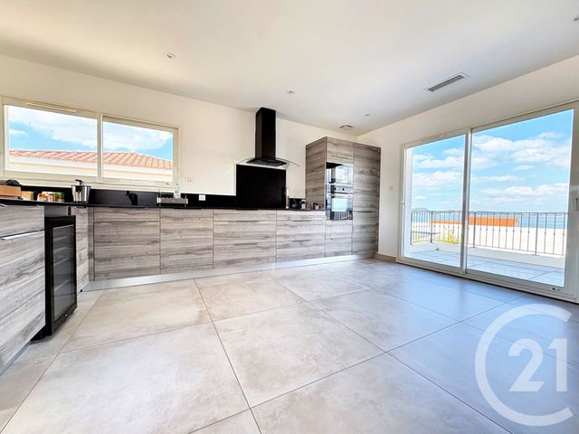 Maison à vendre - 4 pièces - 130 m2 - St Mitre Les Remparts - 13 - PROVENCE-ALPES-COTE-D-AZUR