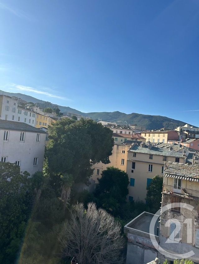 Appartement T3 à vendre - 3 pièces - 66 m2 - Bastia - 202 - CORSE