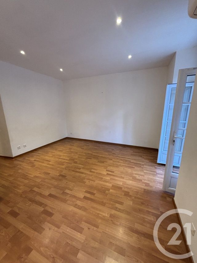 Appartement T3 &agrave; louer - 3 pi&egrave;ces - 49,32 m2 - Bastia - 202 - CORSE