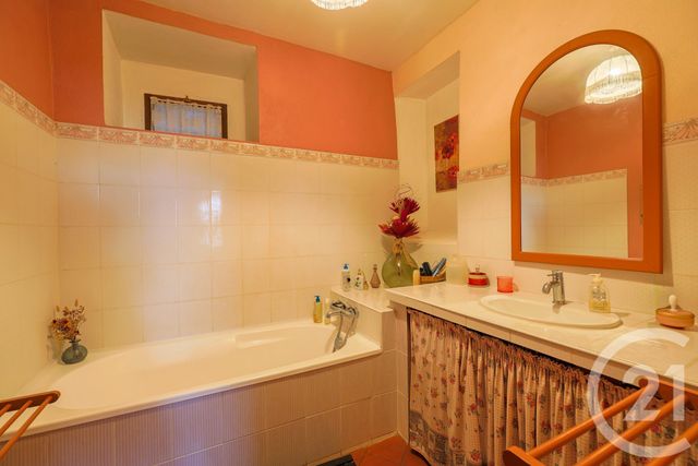 Maison à vendre - 8 pièces - 197 m2 - Tomino - 202 - CORSE