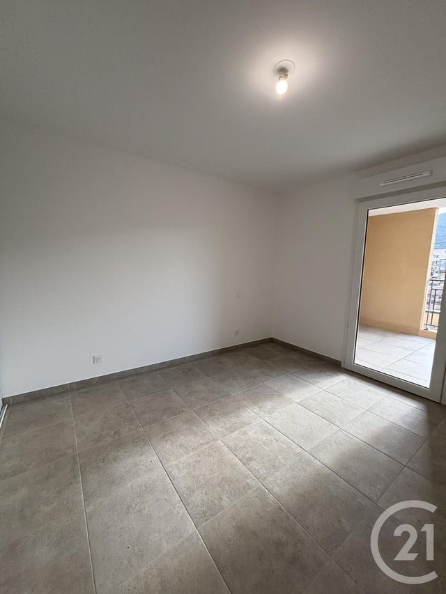 Appartement T2 &agrave; louer - 2 pi&egrave;ces - 39,49 m2 - Vescovato - 202 - CORSE