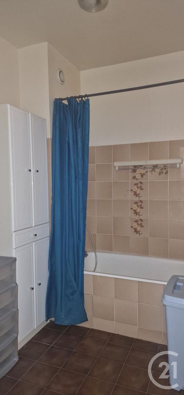 Appartement Studio &agrave; louer - 1 pi&egrave;ce - 30 m2 - Bastia - 202 - CORSE