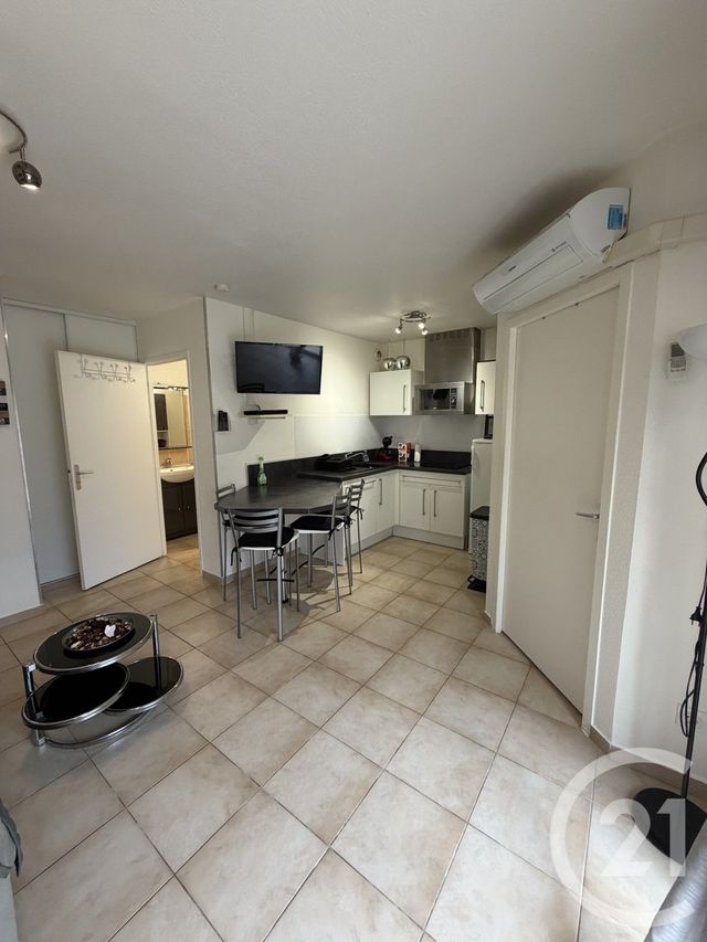 Appartement T2 &agrave; louer - 2 pi&egrave;ces - 45 m2 - Santa Maria Poggio - 202 - CORSE