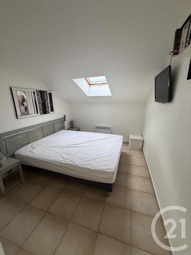 Appartement T2 &agrave; louer - 2 pi&egrave;ces - 45 m2 - Santa Maria Poggio - 202 - CORSE