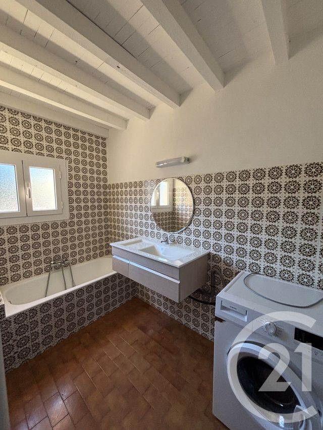 Appartement T1 &agrave; louer - 2 pi&egrave;ces - 35 m2 - Santa Maria Di Lota - 202 - CORSE