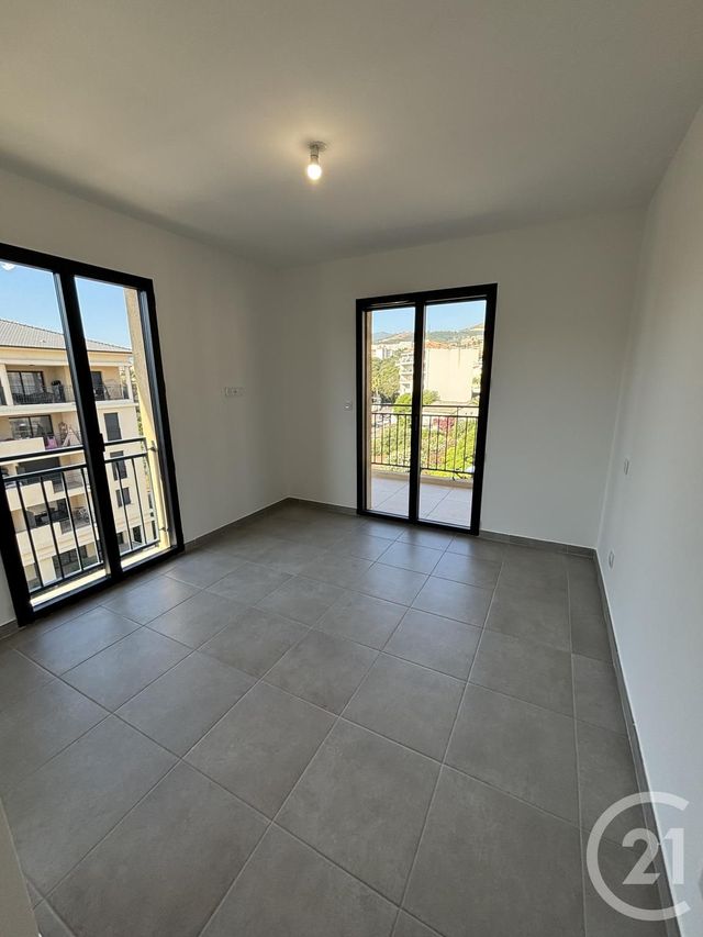Appartement T3 &agrave; louer - 3 pi&egrave;ces - 64,15 m2 - Bastia - 202 - CORSE