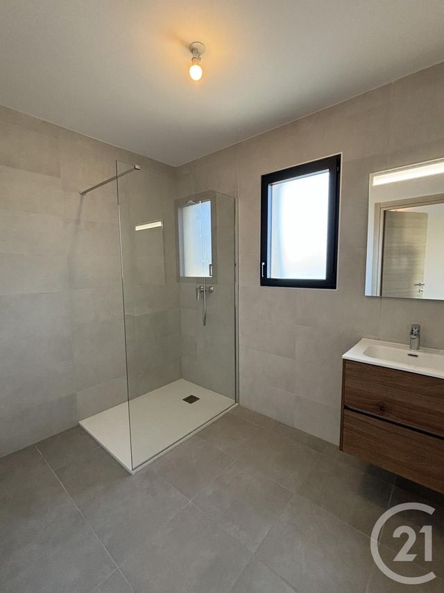 Appartement T3 &agrave; louer - 3 pi&egrave;ces - 64,15 m2 - Bastia - 202 - CORSE