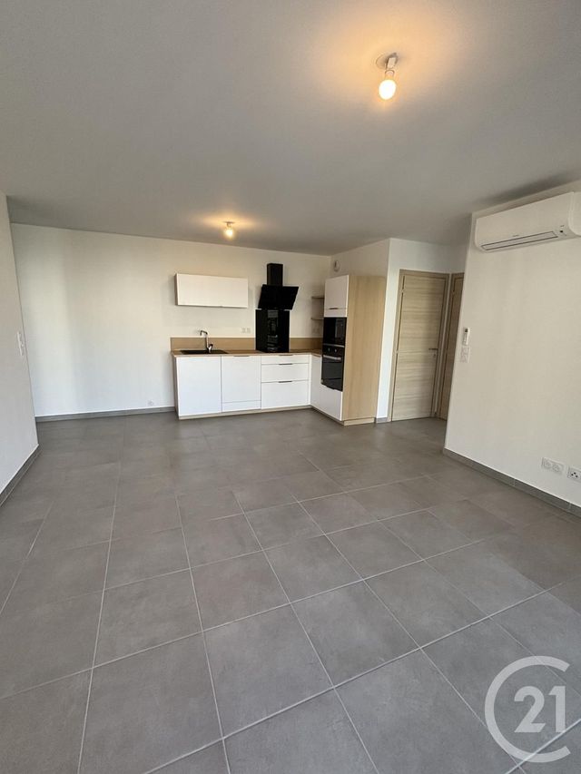 Appartement T3 &agrave; louer - 3 pi&egrave;ces - 64,15 m2 - Bastia - 202 - CORSE