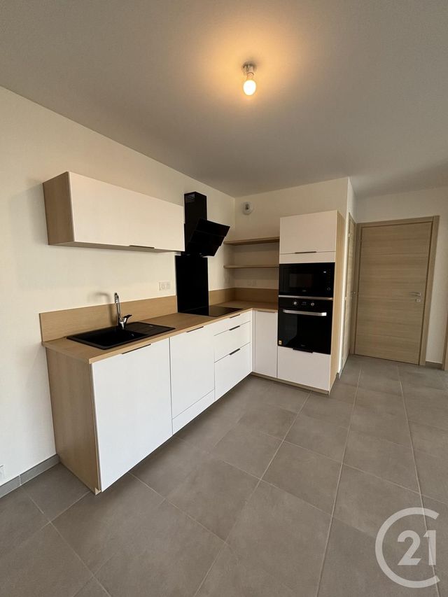 Appartement T3 &agrave; louer - 3 pi&egrave;ces - 64,15 m2 - Bastia - 202 - CORSE