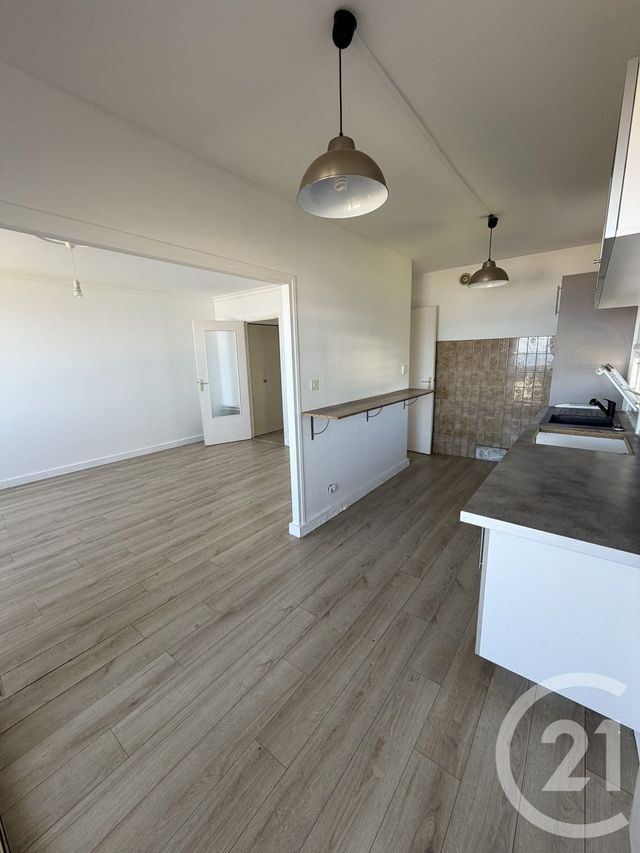 Appartement T3 &agrave; louer - 3 pi&egrave;ces - 68 m2 - Bastia - 202 - CORSE