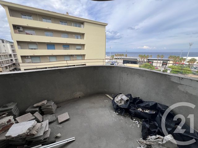 Appartement F4 &agrave; vendre - 4 pi&egrave;ces - 85 m2 - Bastia - 202 - CORSE