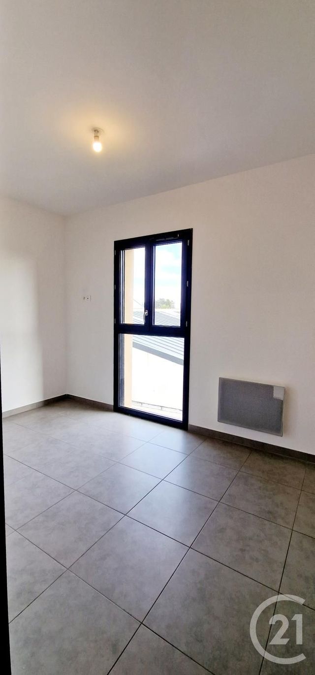 Appartement T3 &agrave; louer - 3 pi&egrave;ces - 71,56 m2 - Lucciana - 202 - CORSE