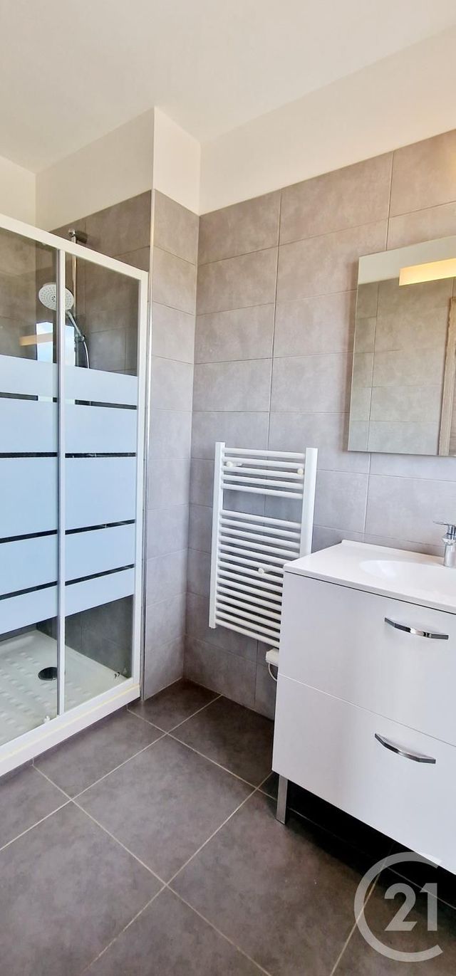 Appartement T3 &agrave; louer - 3 pi&egrave;ces - 71,56 m2 - Lucciana - 202 - CORSE