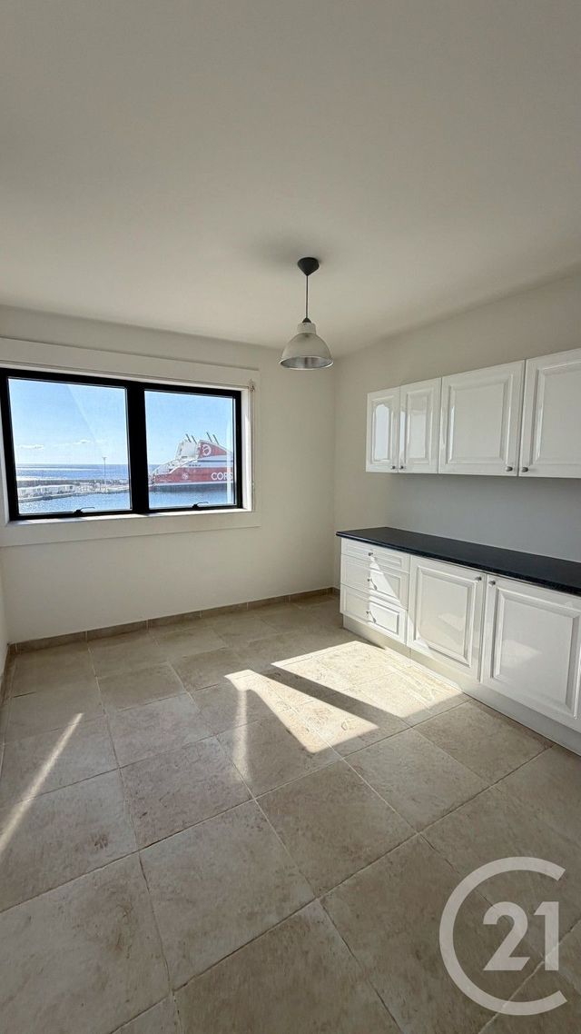 Appartement T4 &agrave; louer - 4 pi&egrave;ces - 110 m2 - Bastia - 202 - CORSE