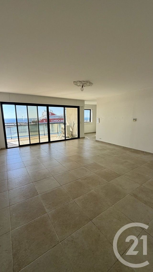 Appartement T4 &agrave; louer - 4 pi&egrave;ces - 110 m2 - Bastia - 202 - CORSE