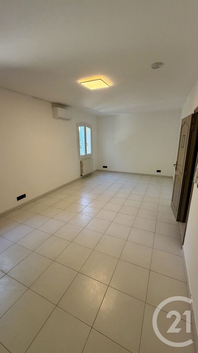 Local commercial à louer - 25.06 m2 - 202 - Haute-Corse