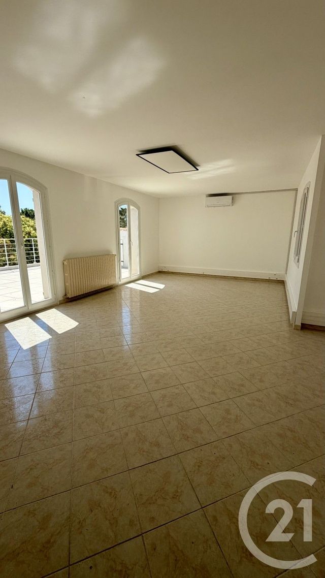 Local commercial à louer - 62.0 m2 - 202 - Haute-Corse
