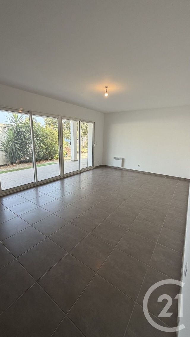 Maison &agrave; louer - 5 pi&egrave;ces - 129,38 m2 - San Martino Di Lota - 202 - CORSE