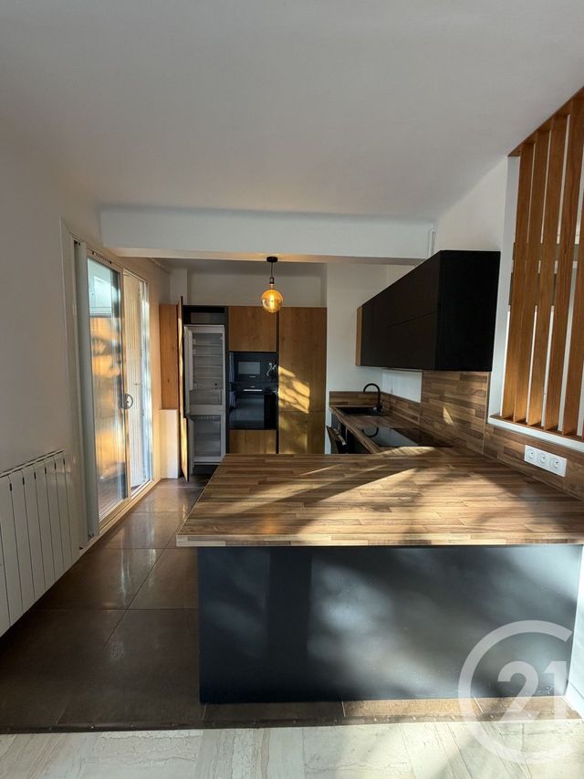 Appartement T3 &agrave; louer - 3 pi&egrave;ces - 66,43 m2 - Bastia - 202 - CORSE