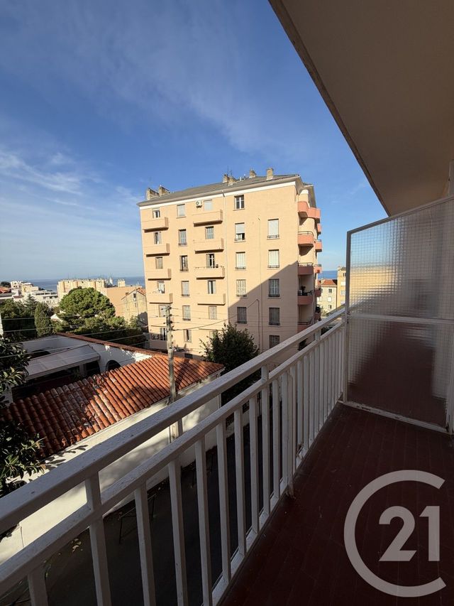 Appartement T3 &agrave; louer - 3 pi&egrave;ces - 66,43 m2 - Bastia - 202 - CORSE