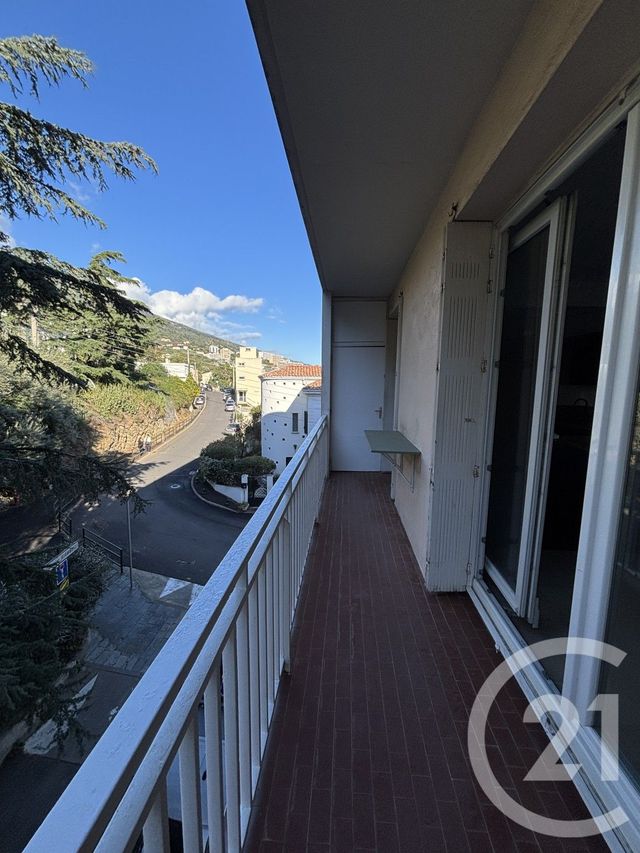 Appartement T3 &agrave; louer - 3 pi&egrave;ces - 66,43 m2 - Bastia - 202 - CORSE