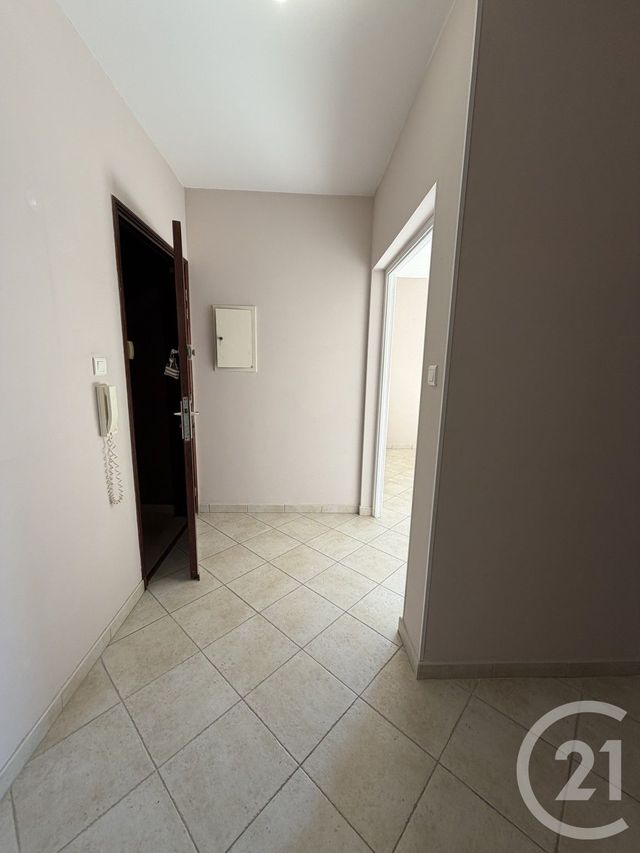 Appartement T4 &agrave; louer - 4 pi&egrave;ces - 93 m2 - Ville Di Pietrabugno - 202 - CORSE