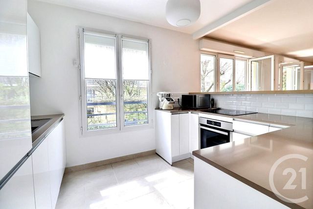 Appartement F4 &agrave; vendre - 5 pi&egrave;ces - 99,02 m2 - Les Lilas - 93 - ILE-DE-FRANCE