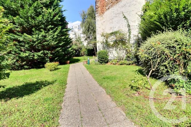 Appartement à vendre - 6 pièces - 103 m2 - Les Lilas - 93 - ILE-DE-FRANCE