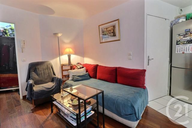 Appartement Studio à vendre - 1 pièce - 29 m2 - Les Lilas - 93 - ILE-DE-FRANCE
