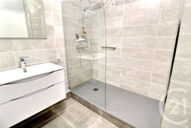 Appartement F4 &agrave; vendre - 4 pi&egrave;ces - 85,61 m2 - Les Lilas - 93 - ILE-DE-FRANCE