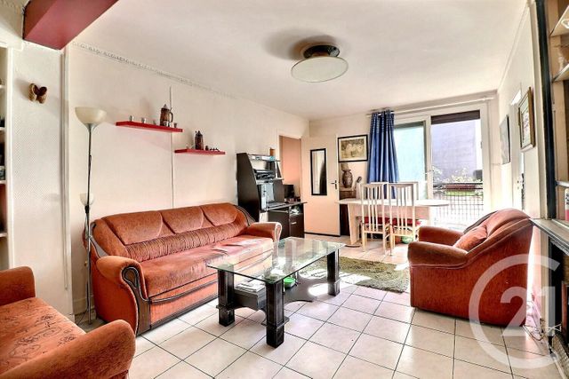 Appartement F4 à vendre - 4 pièces - 62 m2 - Pantin - 93 - ILE-DE-FRANCE