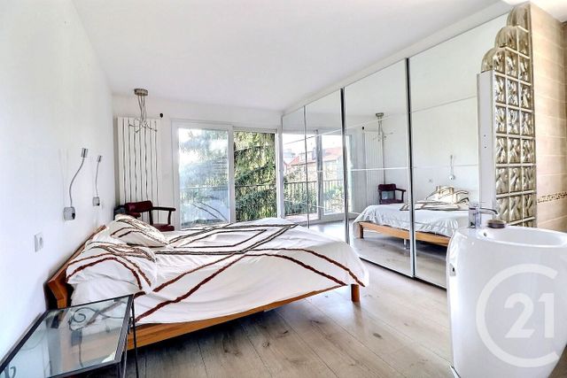 Appartement F4 à vendre - 4 pièces - 113 m2 - Noisy Le Sec - 93 - ILE-DE-FRANCE