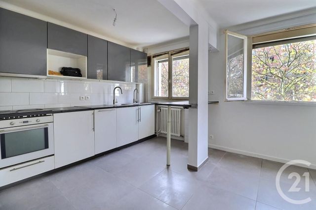 Appartement F2 à vendre - 2 pièces - 50,20 m2 - Les Lilas - 93 - ILE-DE-FRANCE