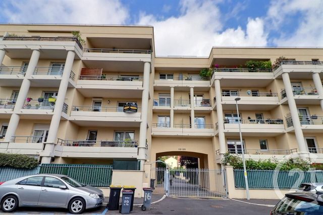 Appartement F4 &agrave; vendre - 4 pi&egrave;ces - 80,15 m2 - Les Lilas - 93 - ILE-DE-FRANCE