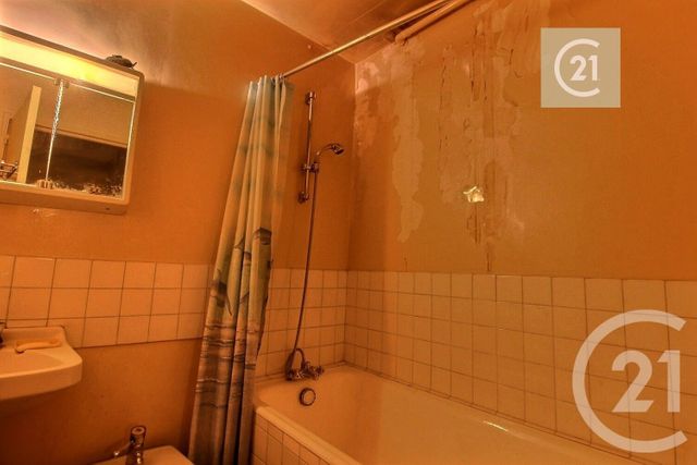 Appartement F3 &agrave; vendre - 3 pi&egrave;ces - 62 m2 - Les Lilas - 93 - ILE-DE-FRANCE