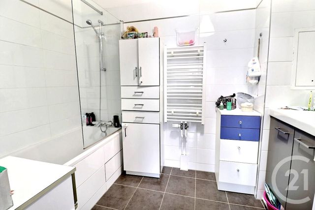 Appartement &agrave; vendre - 4 pi&egrave;ces - 72 m2 - Romainville - 93 - ILE-DE-FRANCE