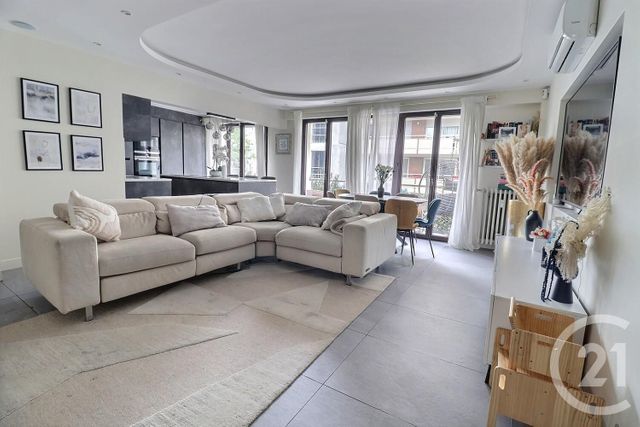 Appartement &agrave; vendre - 4 pi&egrave;ces - 78 m2 - Les Lilas - 93 - ILE-DE-FRANCE