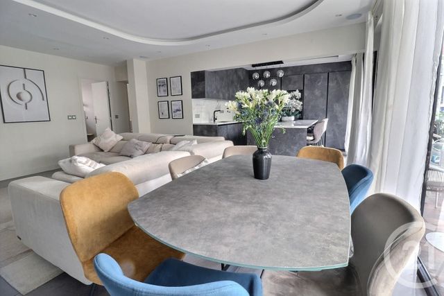 Appartement &agrave; vendre - 4 pi&egrave;ces - 78 m2 - Les Lilas - 93 - ILE-DE-FRANCE