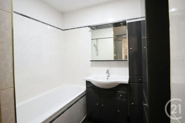 Appartement &agrave; vendre - 4 pi&egrave;ces - 80 m2 - Les Lilas - 93 - ILE-DE-FRANCE