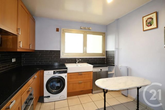 Appartement &agrave; vendre - 4 pi&egrave;ces - 80 m2 - Les Lilas - 93 - ILE-DE-FRANCE