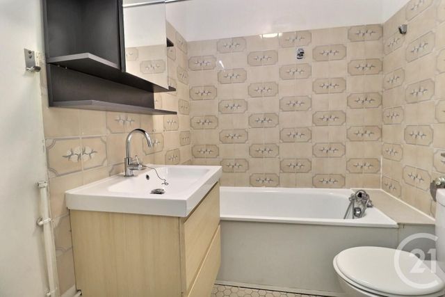 Appartement F1 &agrave; vendre - 1 pi&egrave;ce - 25 m2 - Les Lilas - 93 - ILE-DE-FRANCE