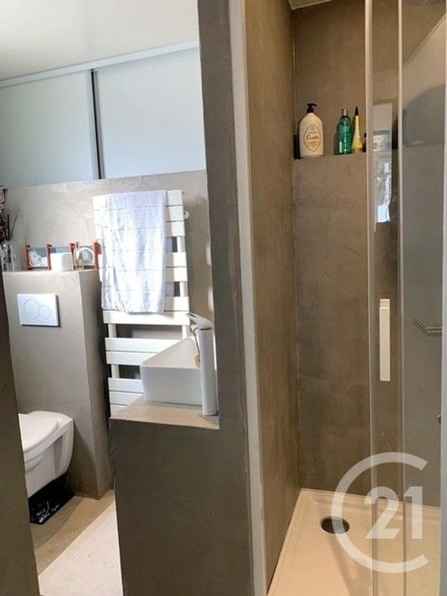 Appartement &agrave; vendre - 3 pi&egrave;ces - 48 m2 - Les Lilas - 93 - ILE-DE-FRANCE