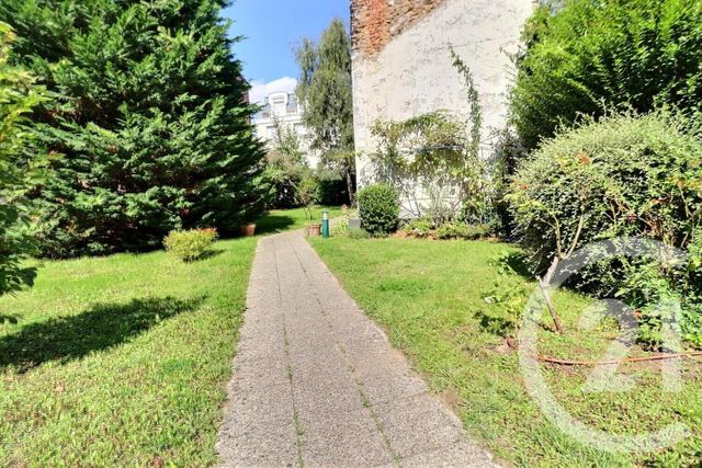 Appartement &agrave; vendre - 4 pi&egrave;ces - 92,30 m2 - Les Lilas - 93 - ILE-DE-FRANCE