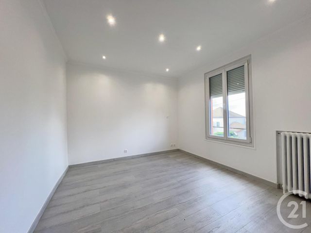Maison a vendre  - 5 pièce(s) - 185.7 m2 - Surfyn