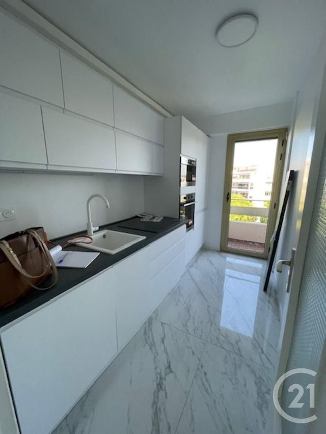 Appartement F2 &agrave; louer - 2 pi&egrave;ces - 45,86 m2 - Cagnes Sur Mer - 06 - PROVENCE-ALPES-COTE-D-AZUR
