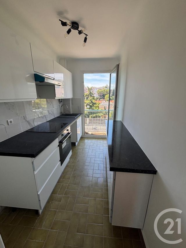 Appartement F3 &agrave; louer - 3 pi&egrave;ces - 52,45 m2 - Nice - 06 - PROVENCE-ALPES-COTE-D-AZUR