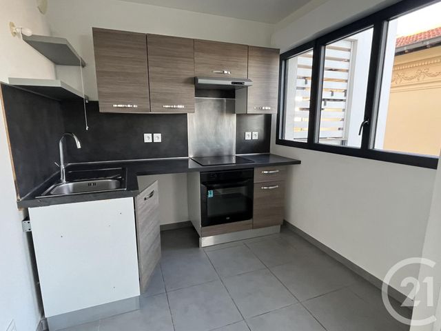 Appartement F2 &agrave; louer - 2 pi&egrave;ces - 41,80 m2 - Nice - 06 - PROVENCE-ALPES-COTE-D-AZUR